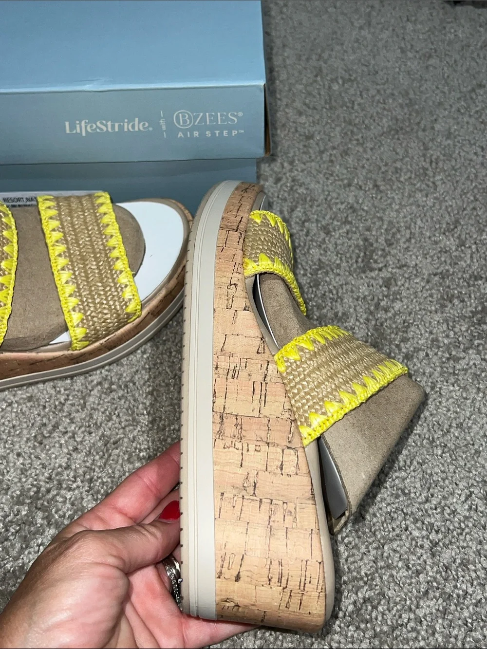 LifeStride bzees air Resort Natural Sandal Yellow Straps shoes comfort 6.5 new